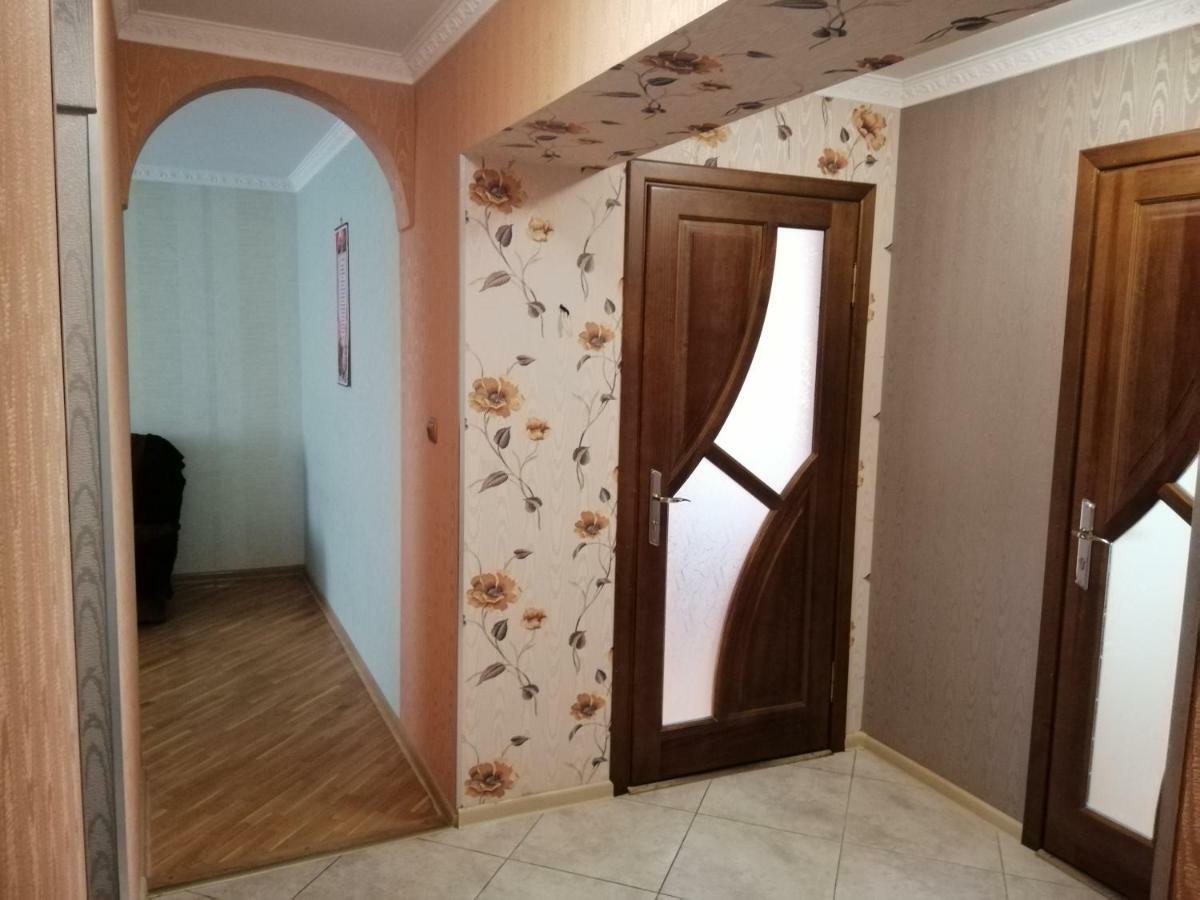 Тихая Квартира В Центре Ковеля Kovelʼ Exterior foto
