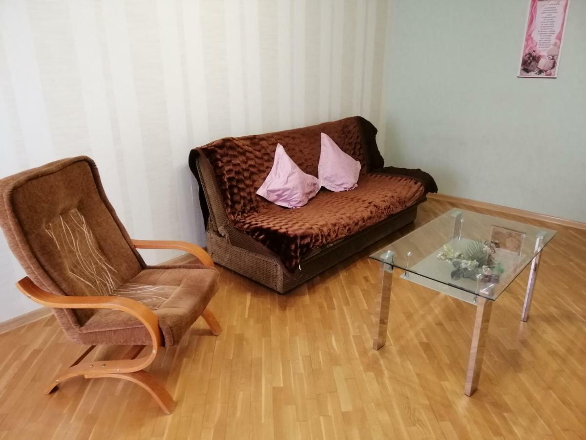 Тихая Квартира В Центре Ковеля Kovelʼ Exterior foto