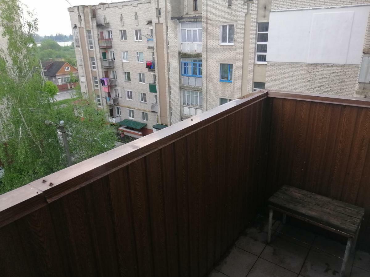 Тихая Квартира В Центре Ковеля Kovelʼ Exterior foto